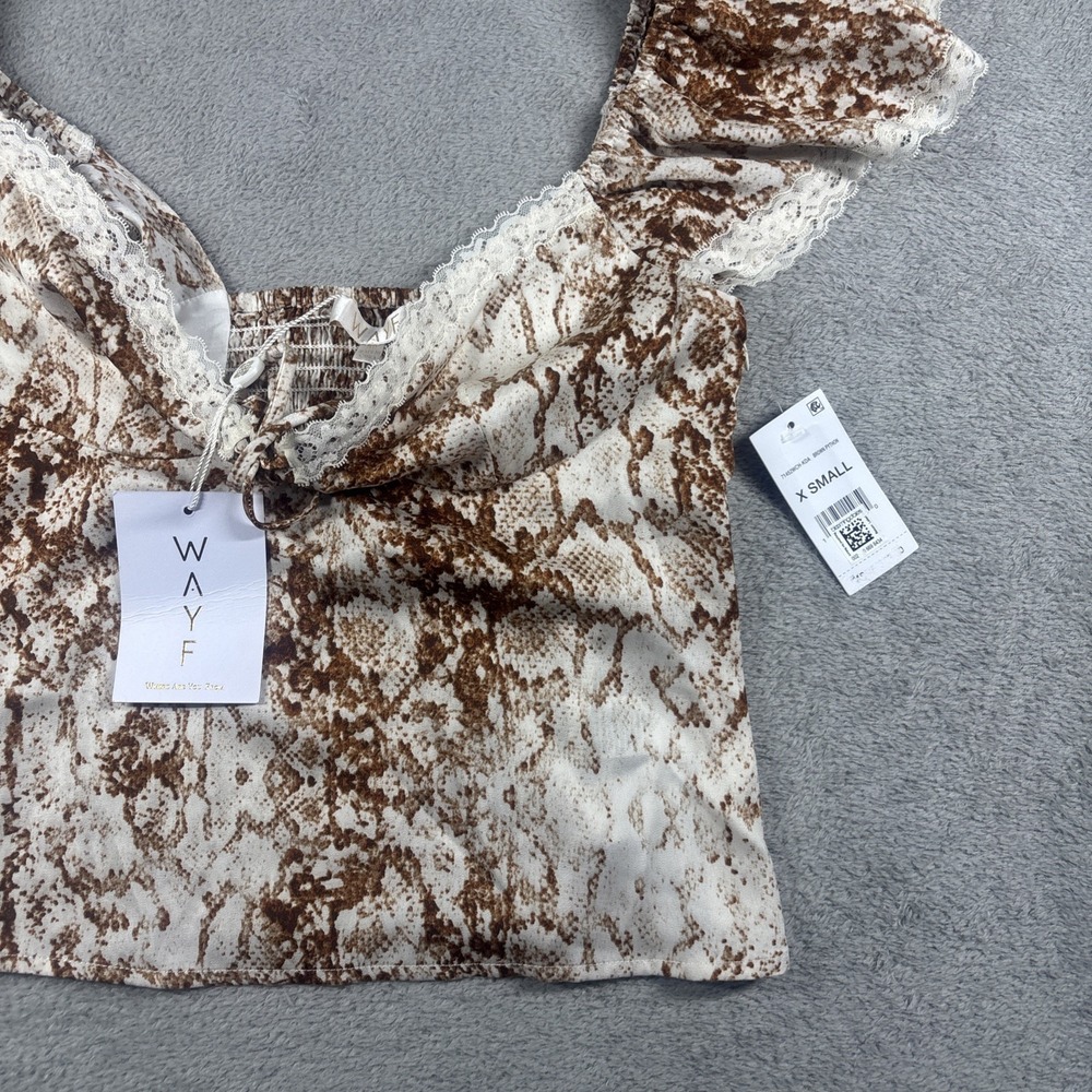 NWT WAYF Women's Melissa Lace Trim Sweetheart Top Python Print Brown Size XS - Picture 5 of 12